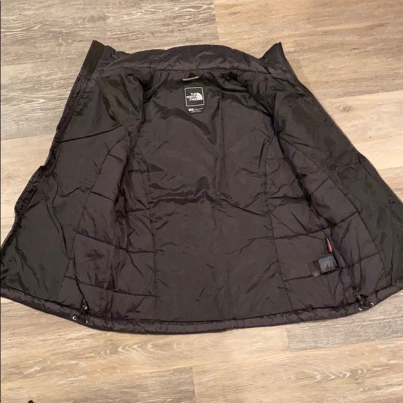 The North Face primaloft vest - Picture 3 of 3